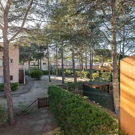 Village By Interhome * آجد
